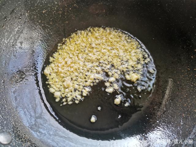 這個(gè)海鮮被稱作“小人仙”,肉質(zhì)肥美,用這個(gè)方法做,一盤(pán)不夠吃 這個(gè)海鮮被稱作“小人仙”,肉質(zhì)肥美,用這個(gè)方法做,一盤(pán)不夠吃